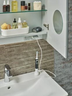 Ideal Standard Mirror&Light - Armario Con Espejo Con Iluminación LED Y Enchufe, 600x700 Mm, Aluminio T3430AL -Ideal Standard Ventas 87fcb06f07cbc6b7fd1b34b6 3